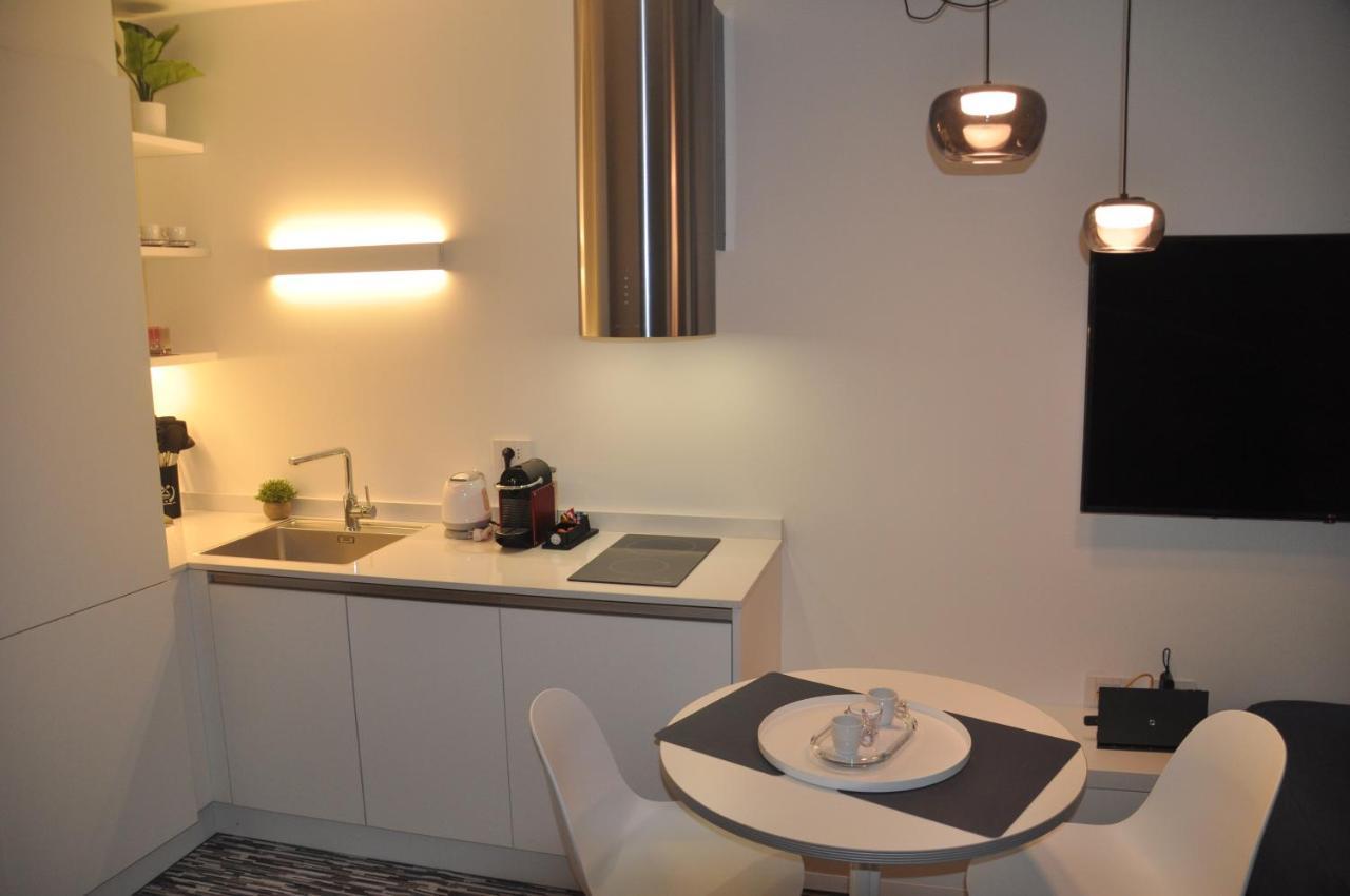 Apartament Modena Charme Belle Arti Zewnętrze zdjęcie